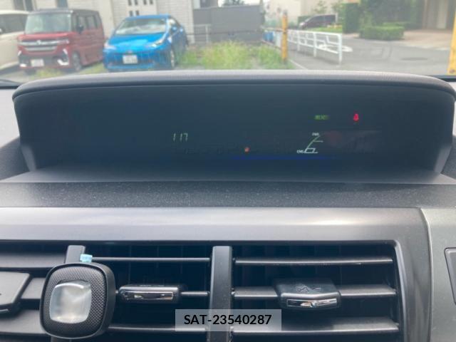 Toyota PRIUS ALPHA 2013-09 8661124-17