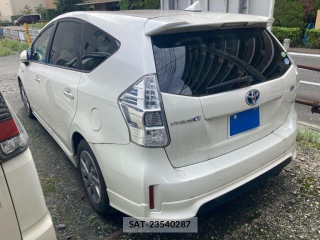 Toyota PRIUS ALPHA 2013-09 8661124-5