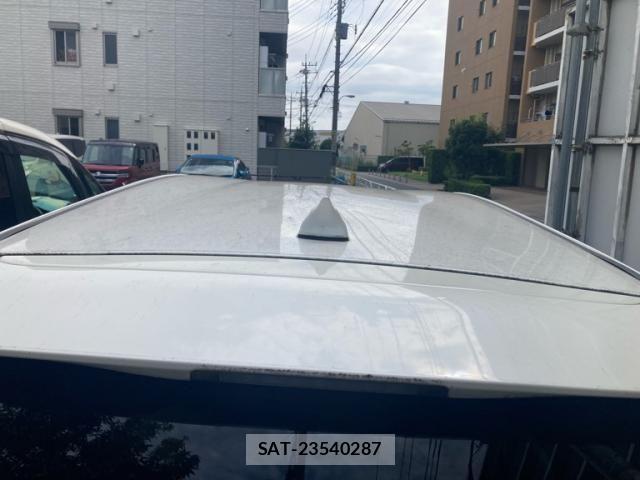 Toyota PRIUS ALPHA 2013-09 8661124-6