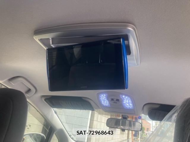 Toyota PRIUS ALPHA 2012-10 8661125-14