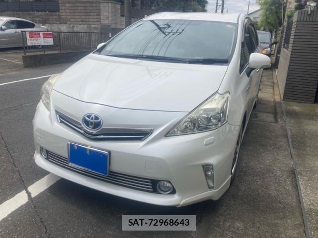 Toyota PRIUS ALPHA 2012-10 8661125-1