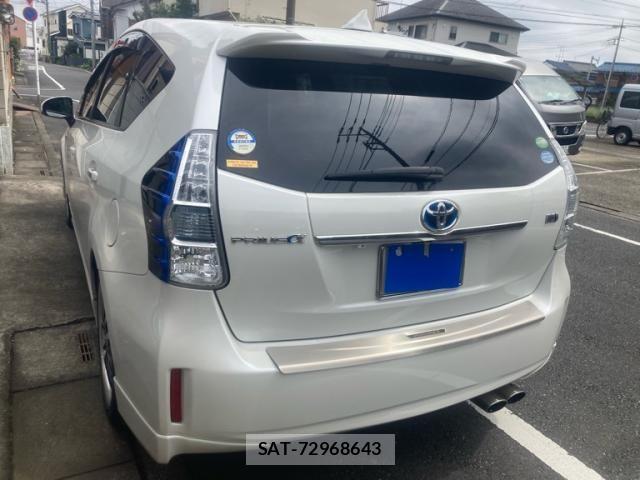 Toyota PRIUS ALPHA 2012-10 8661125-4