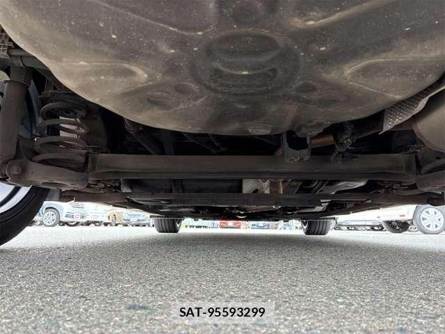 Toyota PRIUS ALPHA 2019-06 8661116-22