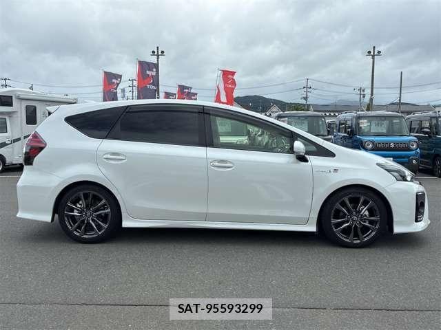 Toyota PRIUS ALPHA 2019-06 8661116-25