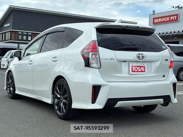 Toyota PRIUS ALPHA 2019-06 8661116-26