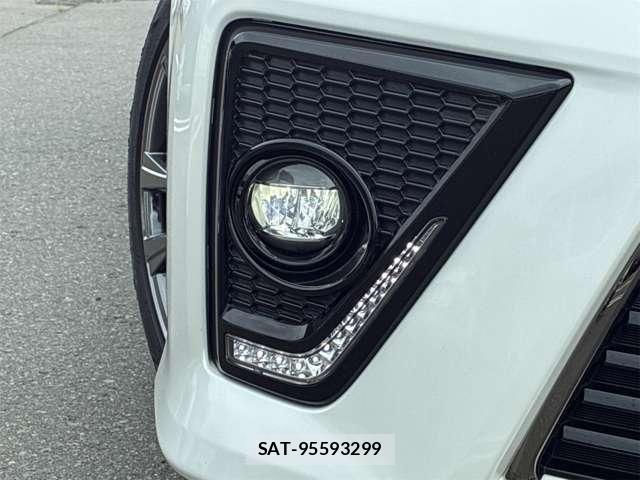 Toyota PRIUS ALPHA 2019-06 8661116-28