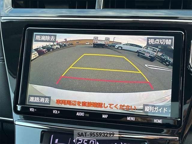 Toyota PRIUS ALPHA 2019-06 8661116-7