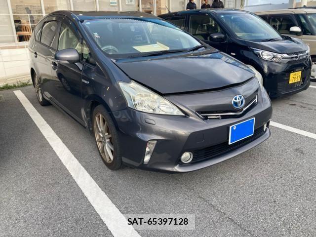 Toyota PRIUS ALPHA 2014-09 8666773-0