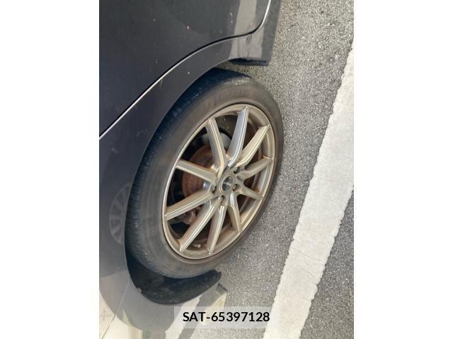 Toyota PRIUS ALPHA 2014-09 8666773-10