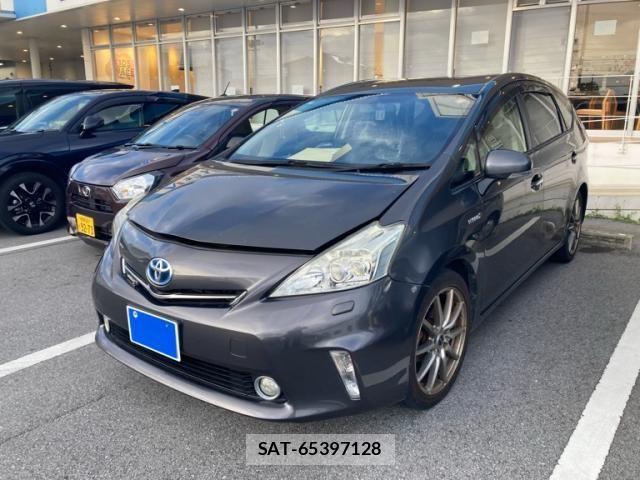 Toyota PRIUS ALPHA 2014-09 8666773-1