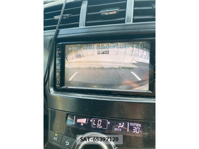 Toyota PRIUS ALPHA 2014-09 8666773-19