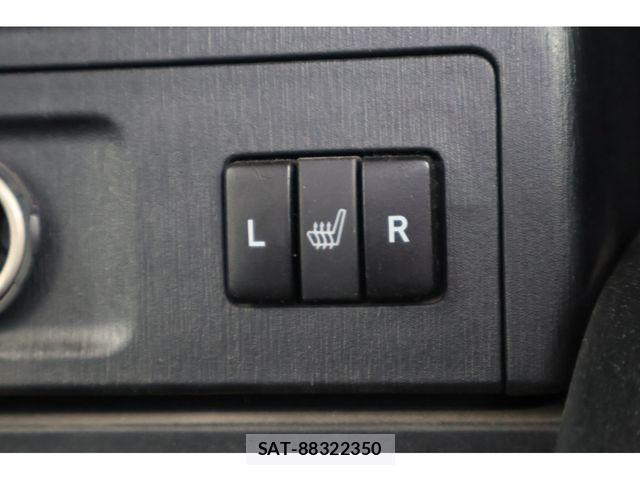 Toyota PRIUS ALPHA 2017-12 8661115-14