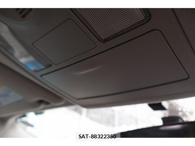 Toyota PRIUS ALPHA 2017-12 8661115-15