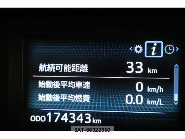 Toyota PRIUS ALPHA 2017-12 8661115-20