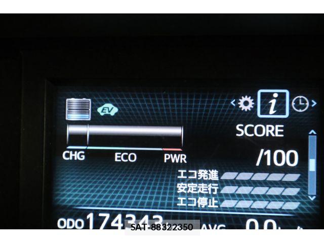 Toyota PRIUS ALPHA 2017-12 8661115-23