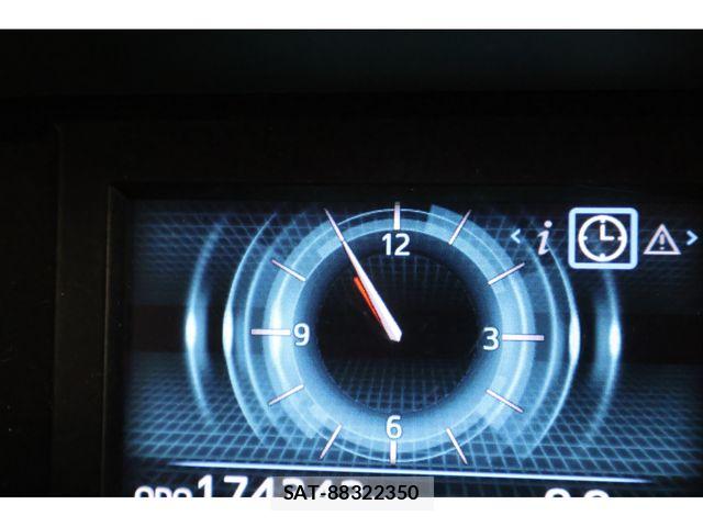 Toyota PRIUS ALPHA 2017-12 8661115-25
