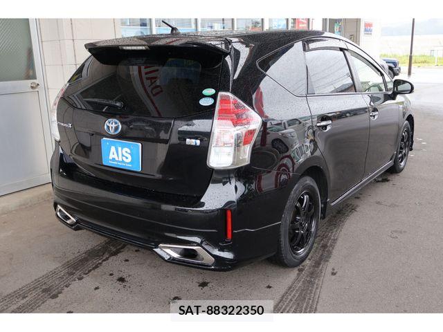 Toyota PRIUS ALPHA 2017-12 8661115-2