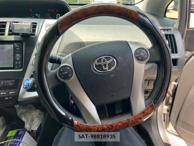 Toyota PRIUS ALPHA 2012-02 8661133-12