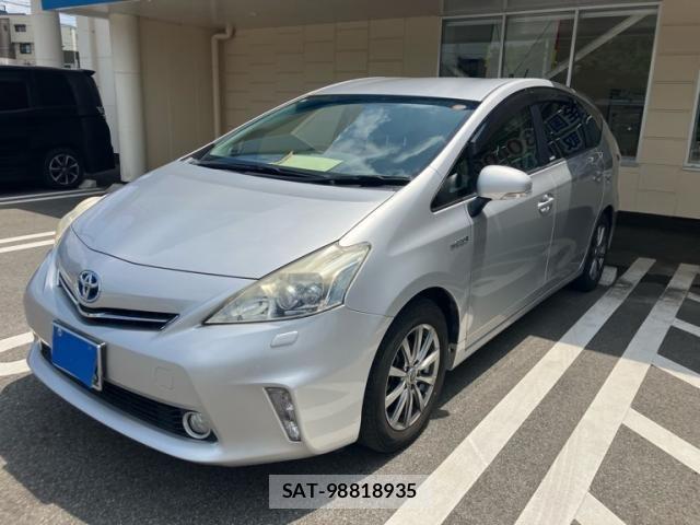 Toyota PRIUS ALPHA 2012-02 8661133-1