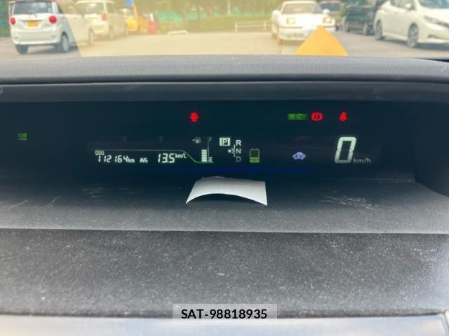 Toyota PRIUS ALPHA 2012-02 8661133-19