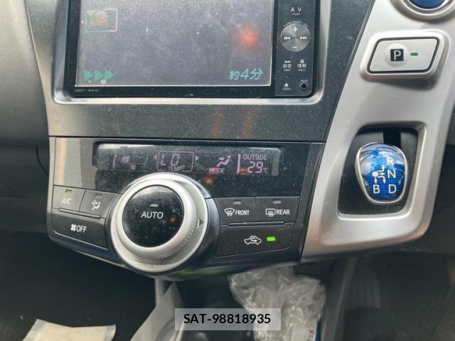 Toyota PRIUS ALPHA 2012-02 8661133-20