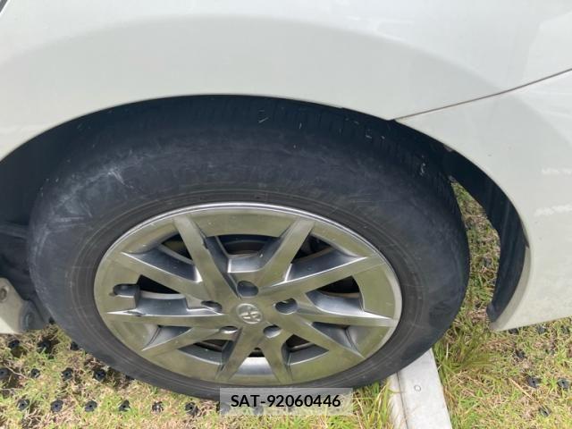 Toyota PRIUS ALPHA 2017-03 8661119-5