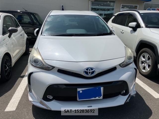 Toyota PRIUS ALPHA 2015-11 8661118-0