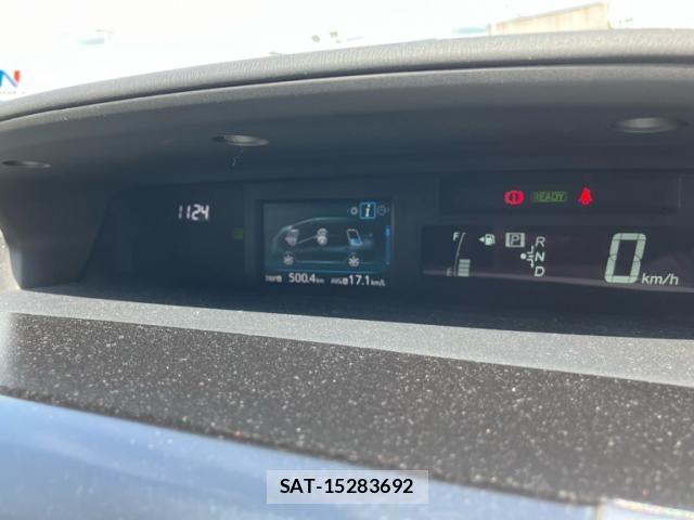 Toyota PRIUS ALPHA 2015-11 8661118-12