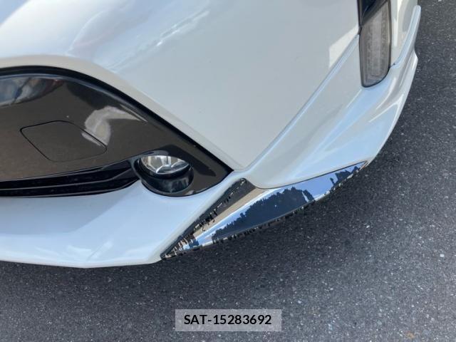 Toyota PRIUS ALPHA 2015-11 8661118-2