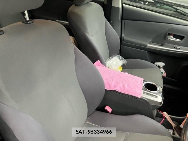 Toyota PRIUS ALPHA 2014-02 8661135-9