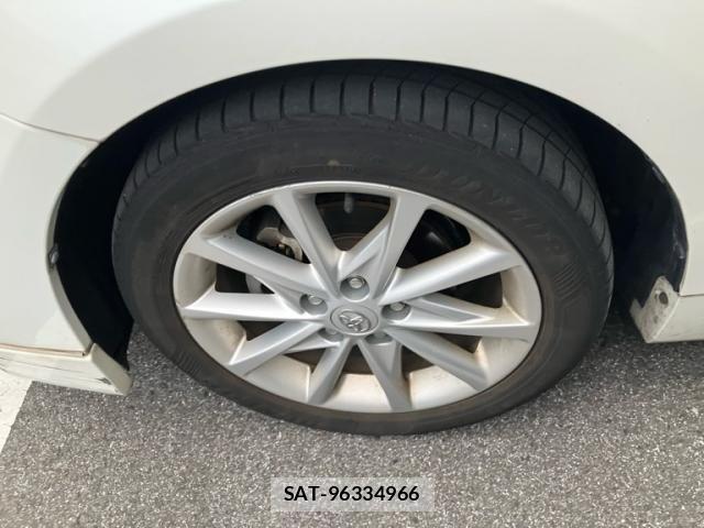 Toyota PRIUS ALPHA 2014-02 8661135-5