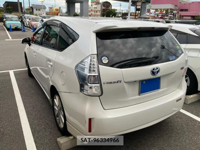 Toyota PRIUS ALPHA 2014-02 8661135-7