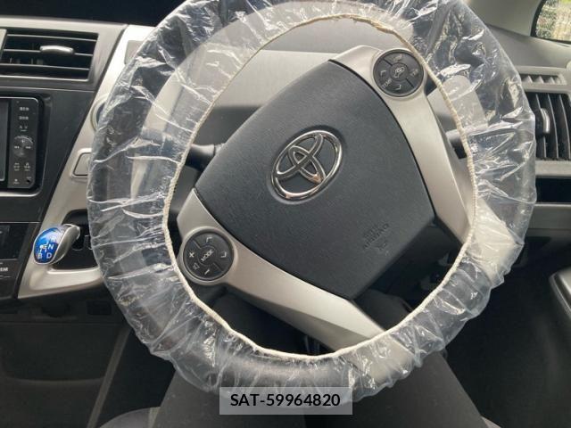 Toyota PRIUS ALPHA 2011-06 8661138-19