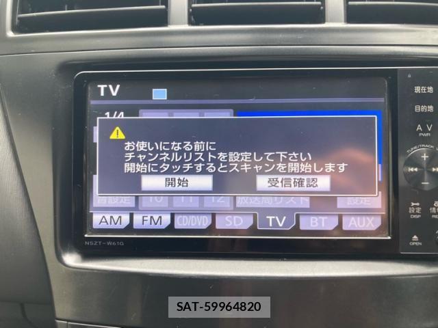 Toyota PRIUS ALPHA 2011-06 8661138-22