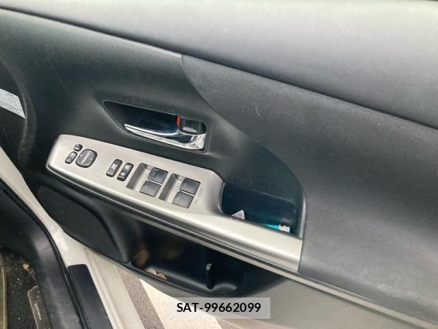 Toyota PRIUS ALPHA 2016-01 8661122-25