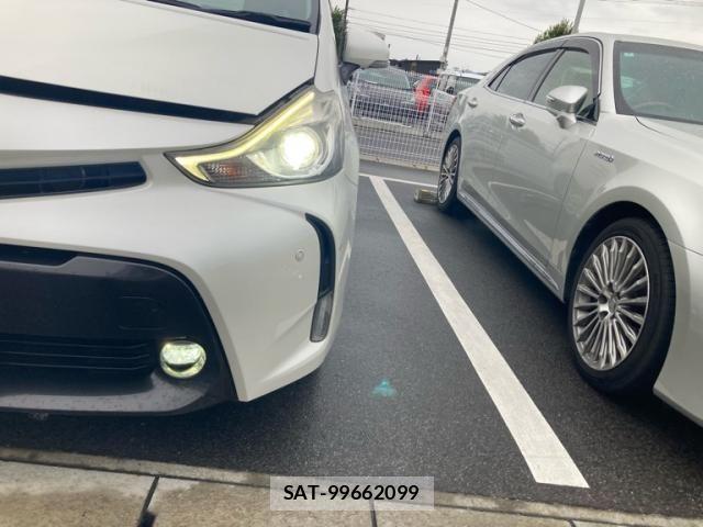 Toyota PRIUS ALPHA 2016-01 8661122-4