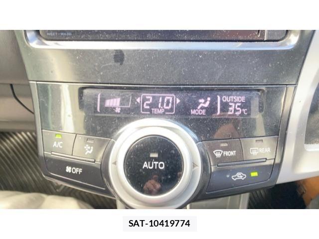 Toyota PRIUS ALPHA 2013-12 8666775-13