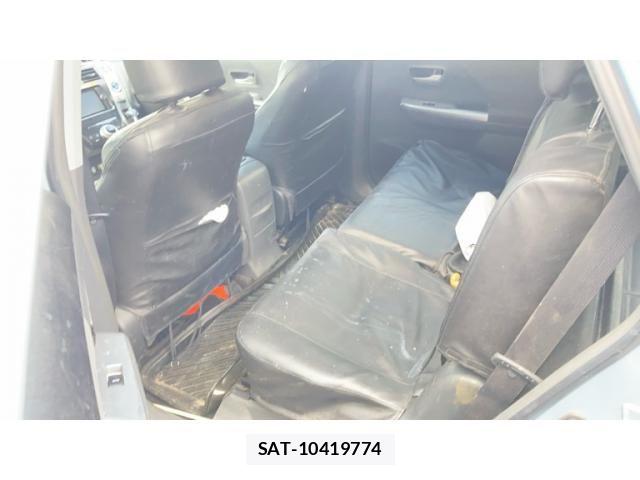 Toyota PRIUS ALPHA 2013-12 8666775-19