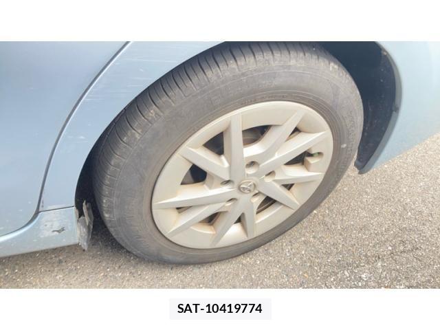 Toyota PRIUS ALPHA 2013-12 8666775-22