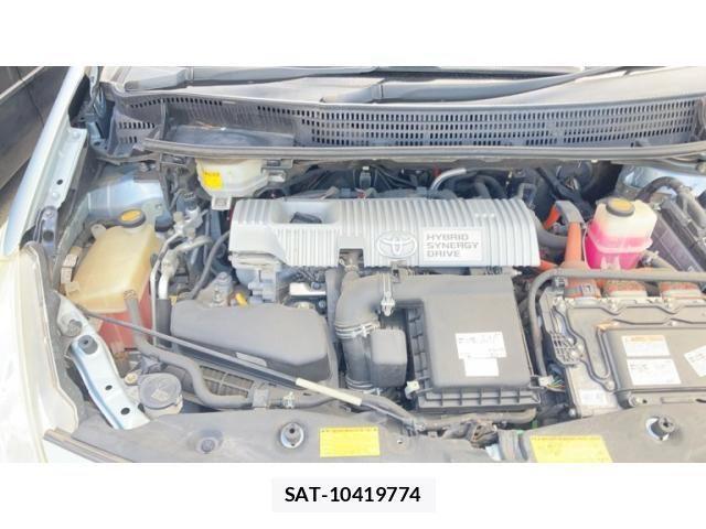 Toyota PRIUS ALPHA 2013-12 8666775-23