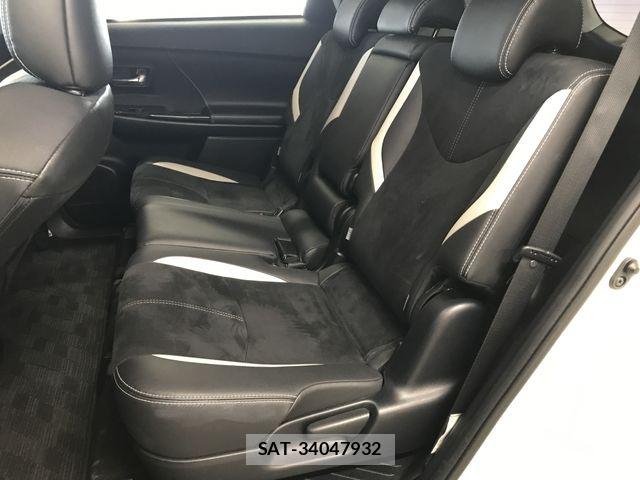Toyota PRIUS ALPHA 2015-12 8661117-7