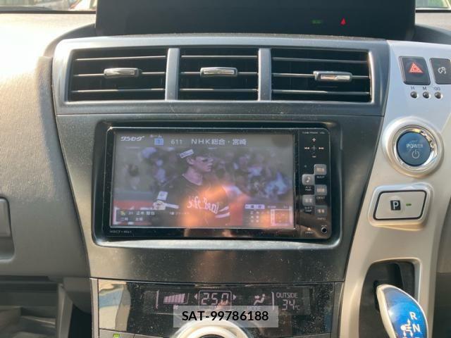 Toyota PRIUS ALPHA 2011-10 8686366-22