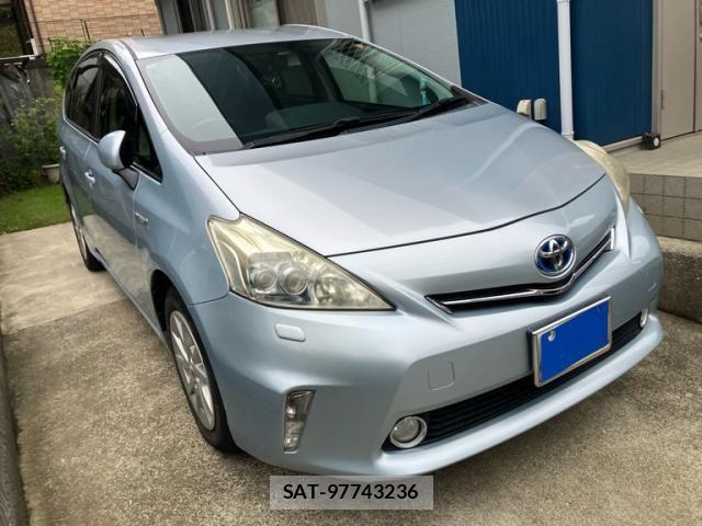 Toyota PRIUS ALPHA 2012-07 8686367-1