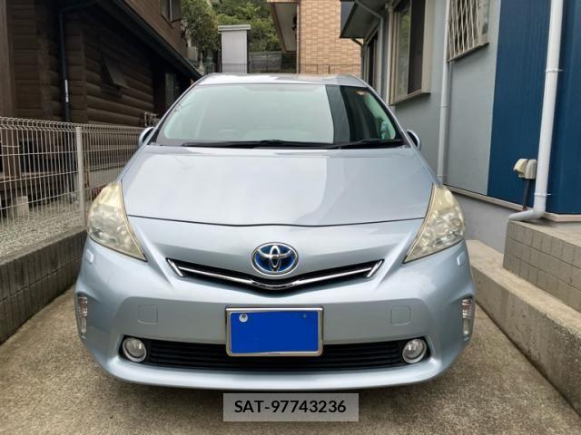 Toyota PRIUS ALPHA 2012-07 8686367-2