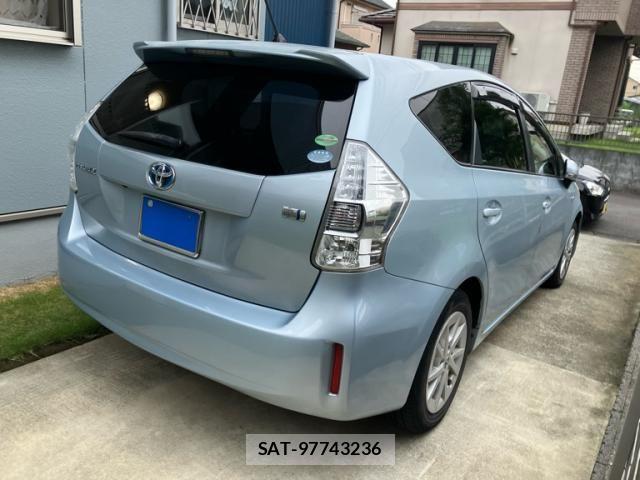 Toyota PRIUS ALPHA 2012-07 8686367-5