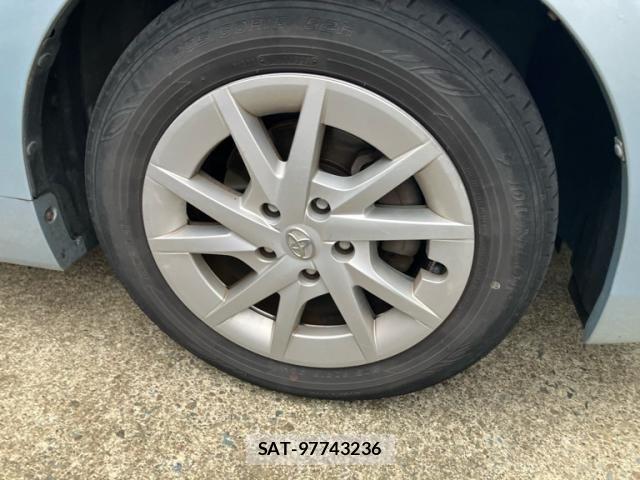 Toyota PRIUS ALPHA 2012-07 8686367-6