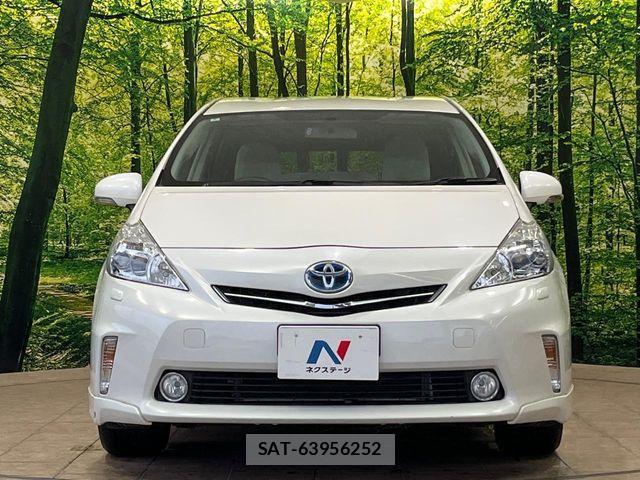 Toyota PRIUS ALPHA 2012-06 8686365-13