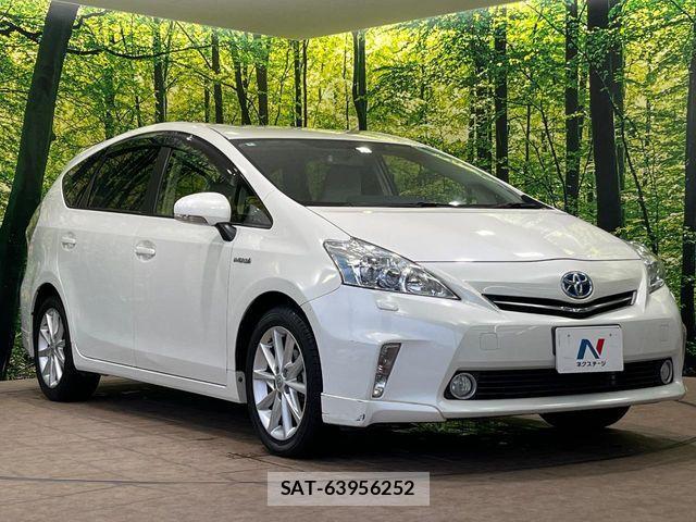 Toyota PRIUS ALPHA 2012-06 8686365-15