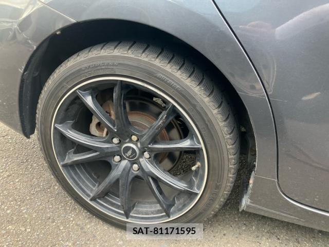 Toyota PRIUS ALPHA 2011-11 8745397-6