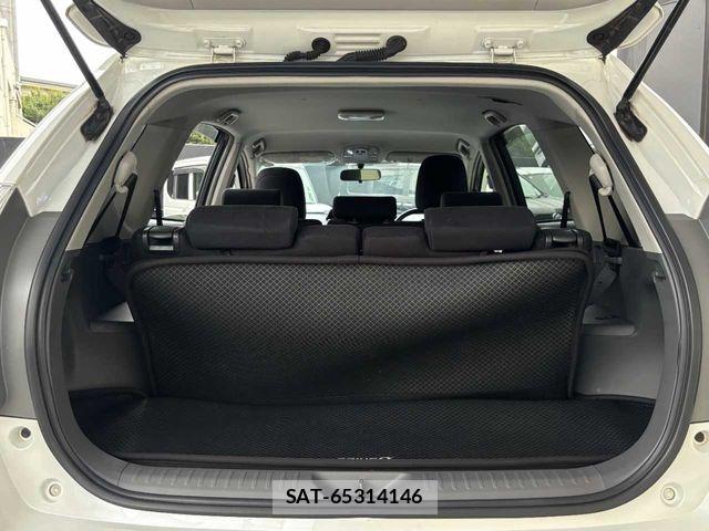 Toyota PRIUS ALPHA 2014-03 8745383-18